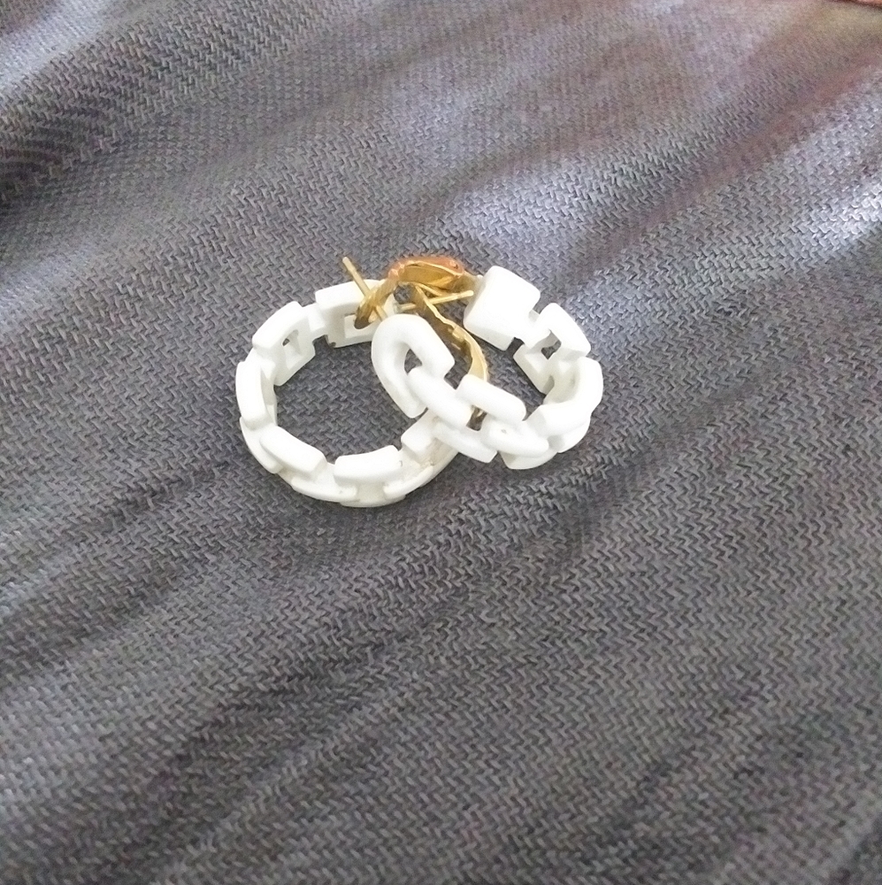 Vintage trifari hoop earring